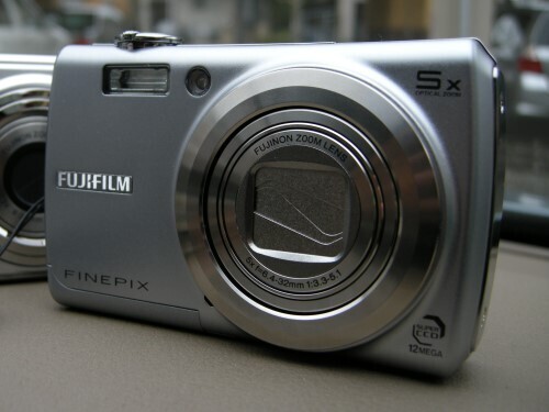 FUJIFILM FinePix F100fdのズームエラー修理 | めざせ！ジャンク